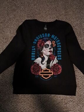 Harley-Davidson Black Sweatshirt with Colorful Day of the Dead Graphic